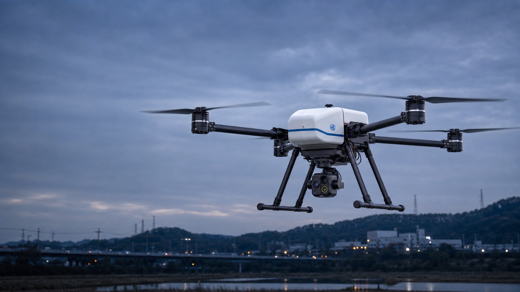 한국 산업 현장 상공을 비행하는 Rock Robotics 다목적 산업용 드론